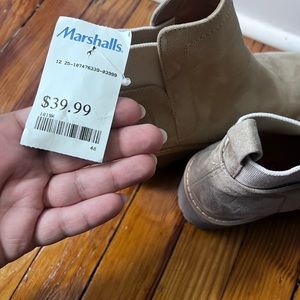 Brand new with tags dolce vita women's size 10 Chelsea boot